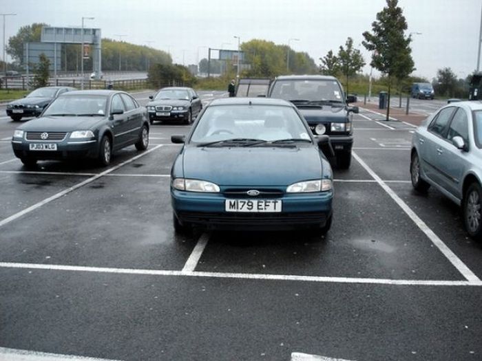 Parking Lot Disasters (55 pics)