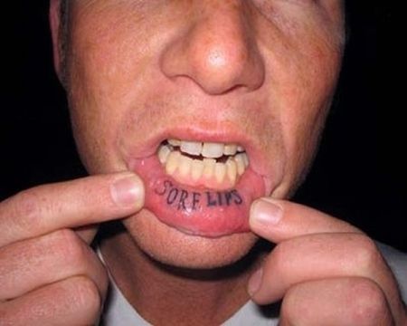 The Worst Lip Tattoos (10 pics)