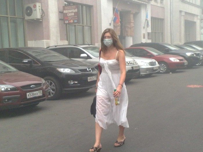 Moscow Chokes in Intense Smog (28 pics)
