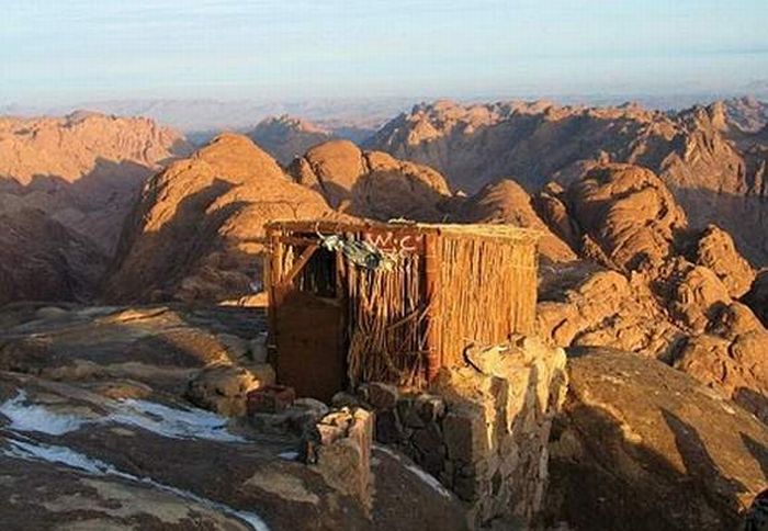 The Most Unusual Toilets Around the World (12 pics)
