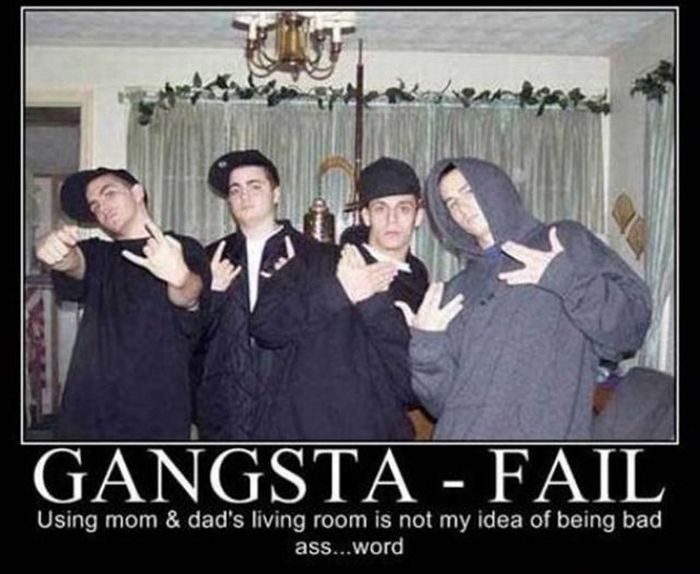 The Most Hilarious Gangsters (25 pics)