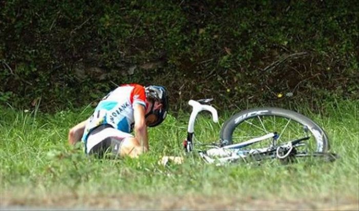 Tour de France Crashes (20 pics)