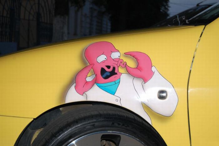 Car of a Futurama Fan (12 pics)