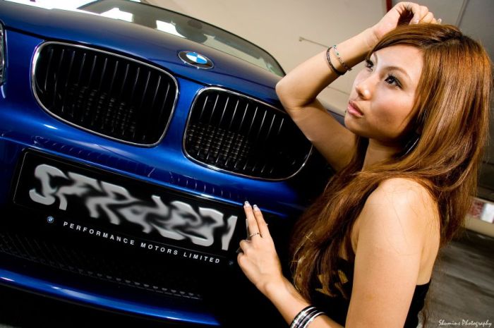 BMW Girls (40 pics)