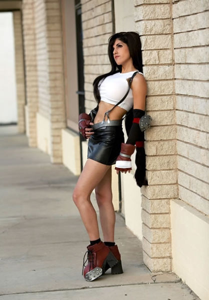 Best Costumes of Tifa Lockheart from Final Fantasy VII (40 pics)