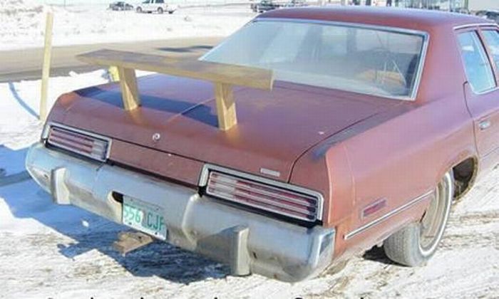 Dumbest Car Spoilers (15 pics)