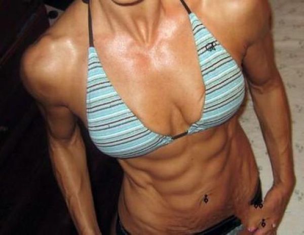 Women with Six Pack Abs (7 pics)