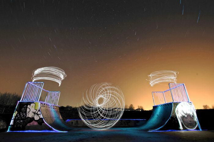Playing with Light in a Skate Park (15 pics)