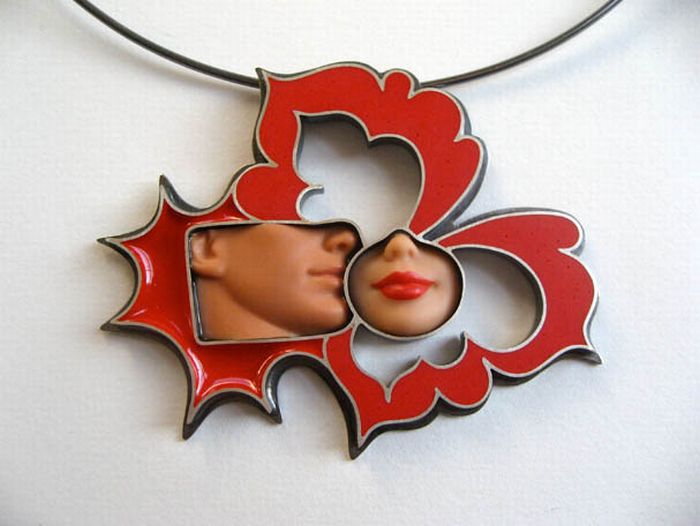 Unusual Necklaces (18 pics)