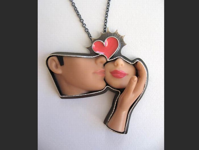 Unusual Necklaces (18 pics)