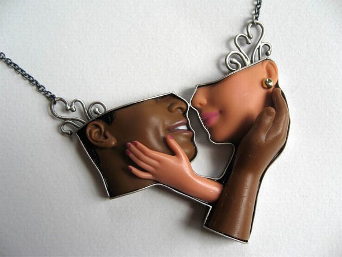 Unusual Necklaces (18 pics)