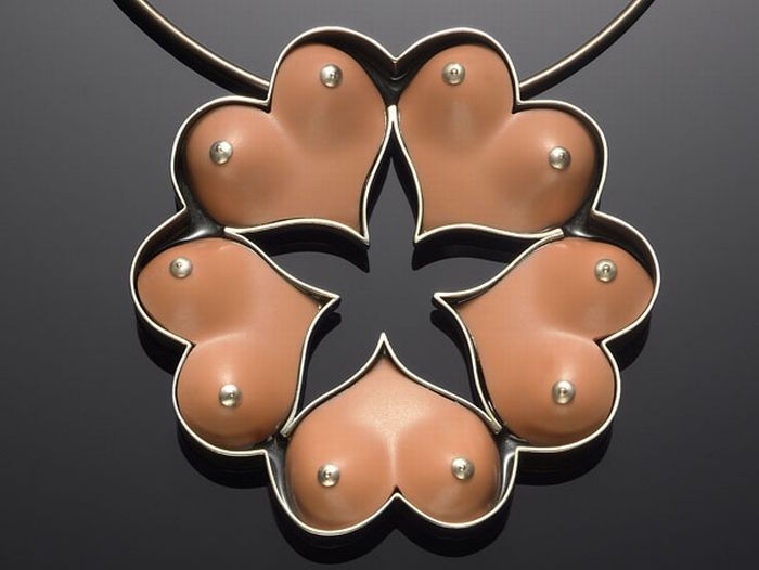 Unusual Necklaces (18 pics)