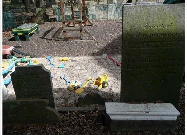 Hilarious Playground Fails (11 pics)