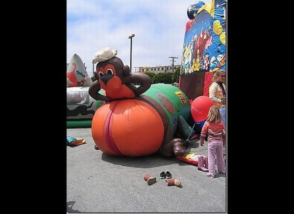 Hilarious Playground Fails (11 pics)