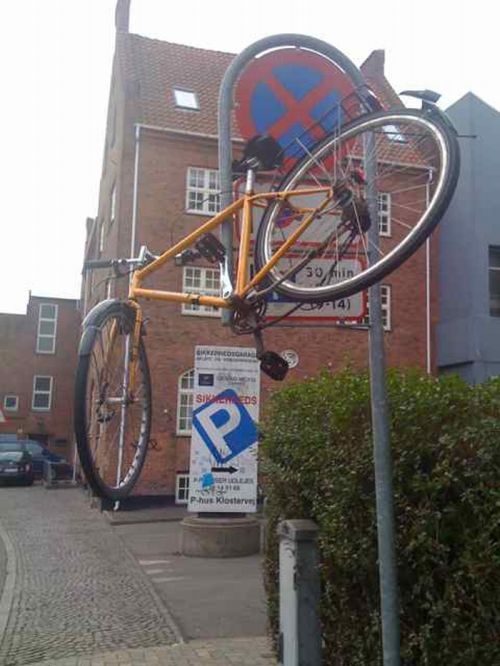 Innovate Bicycle Parking Techniques (20 pics)
