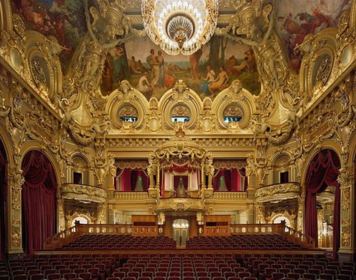 The Most Beautiful Opera Houses of the World (24 pics)