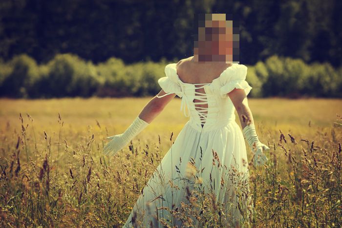 A Russian Bride (52 pics)