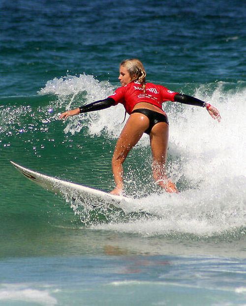 Surfer Butts (34 pics)