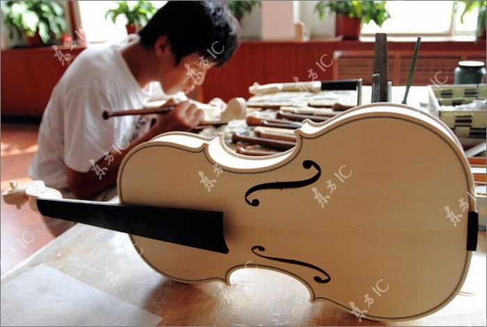 How Violins are Made (43 pics)