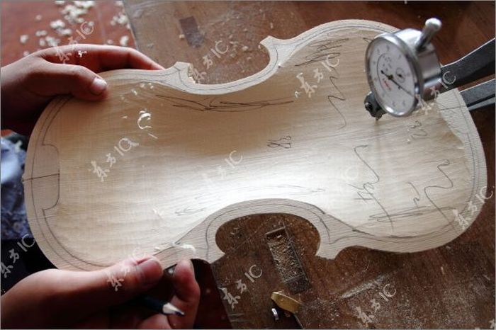 How Violins are Made (43 pics)