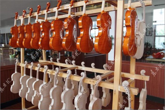 How Violins are Made (43 pics)