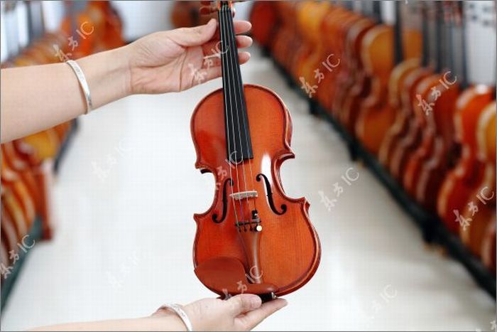 How Violins are Made (43 pics)