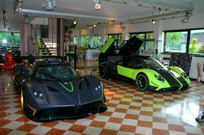 Supercars from Around the World (99 pics)