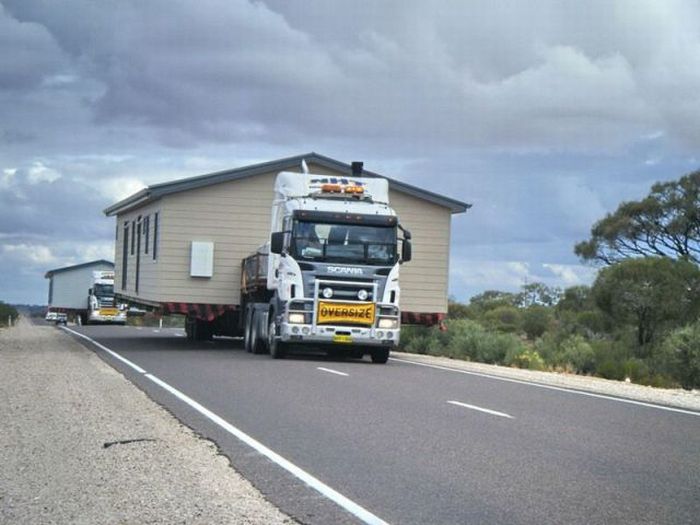 Impressive Ways to Transport Oversized Loads (20 pics)