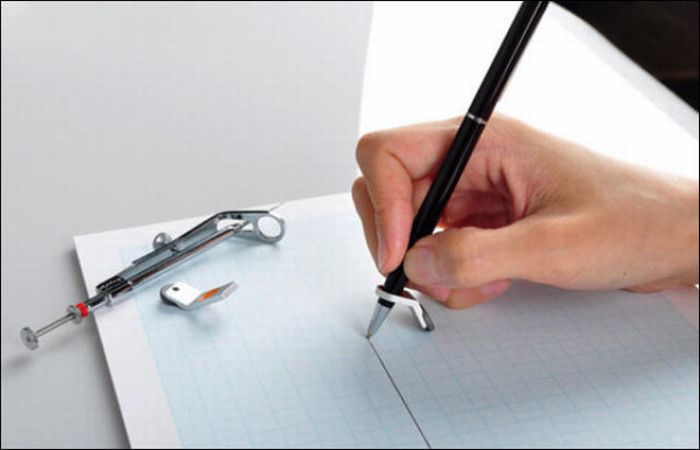 How to Draw a Straight Line without a Ruler (8 pics)