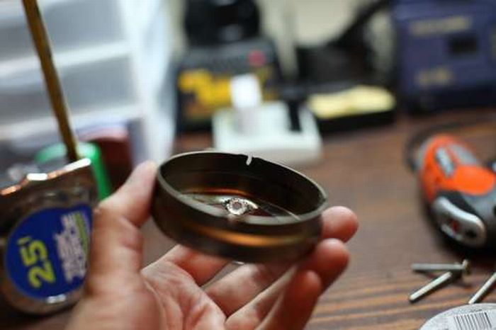 Altoids Sours BBQ Grill (8 pics)