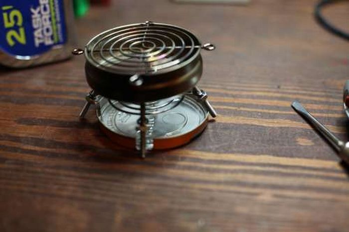 Altoids Sours BBQ Grill (8 pics)