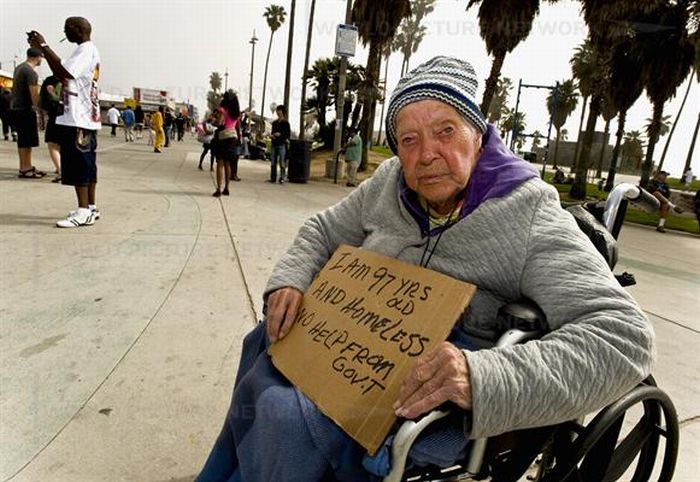 California's Most Creative Panhandlers (23 pics)