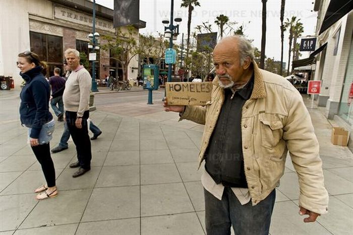 California's Most Creative Panhandlers (23 pics)