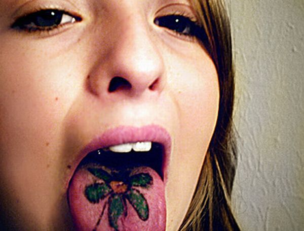 Tongue Tattoos (22 pics)