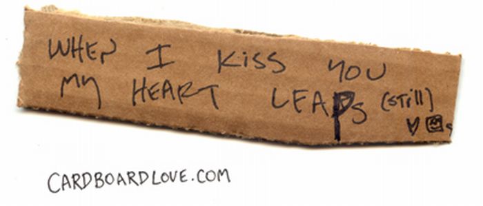 Cardboard Love (88 pics)