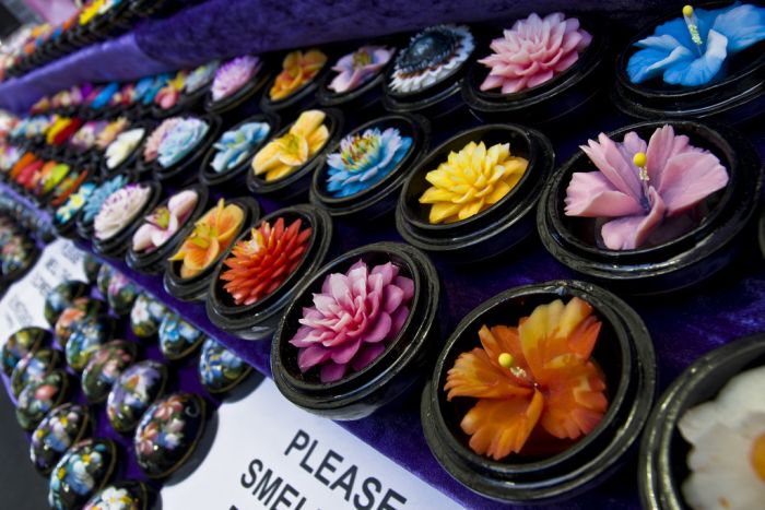 Beautiful Soap Flowers (12 pics)