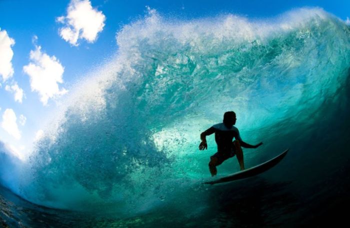 Breathtaking Surfing Photographs (35 pics)