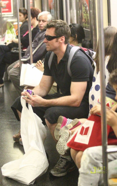 Celebrities in Subway (14 pics)