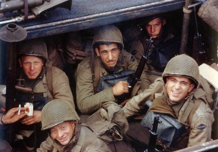 This is War (80 pics)