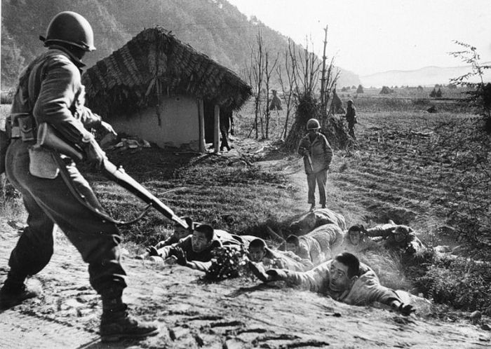 This is War (80 pics)