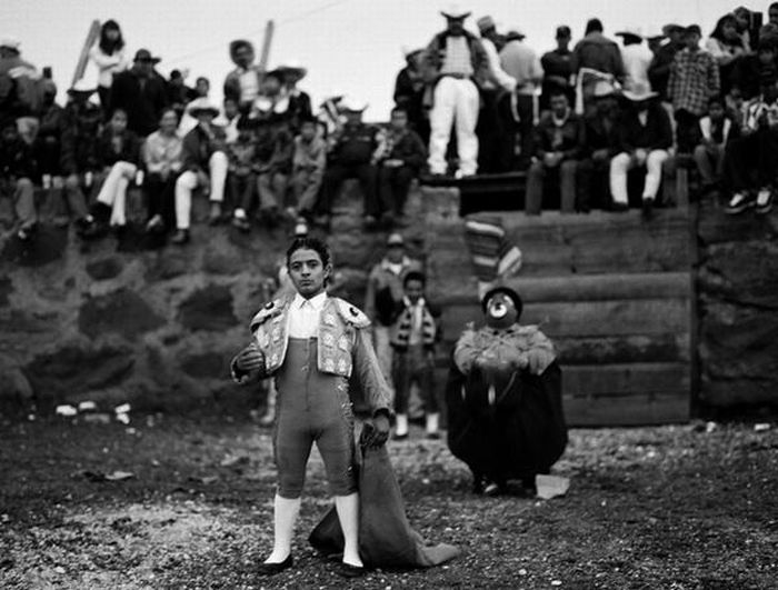 Midget Bullfighters (17 pics)