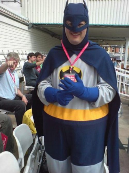 Fat Batmans and Spidermans (50 pics)