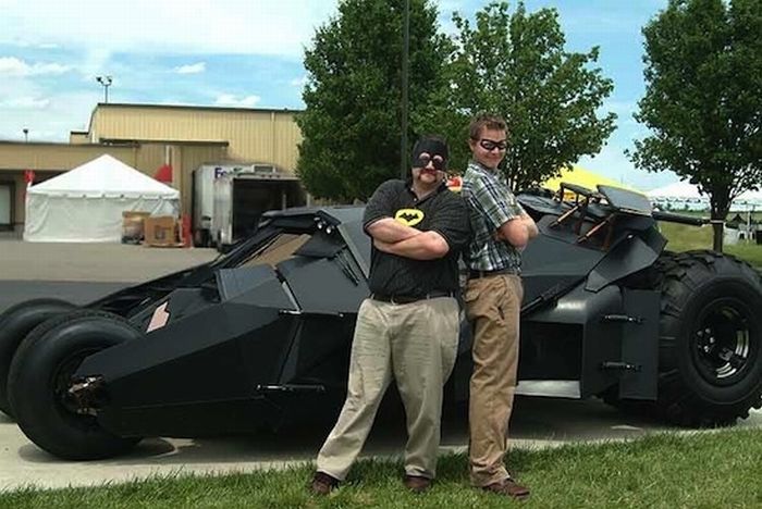 Fat Batmans and Spidermans (50 pics)