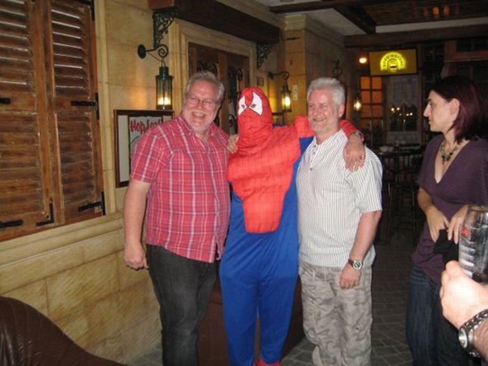 Fat Batmans and Spidermans (50 pics)