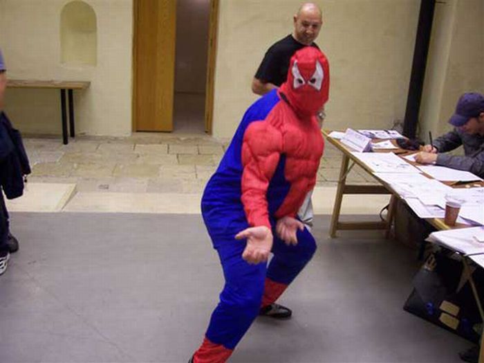 Fat Batmans and Spidermans (50 pics)