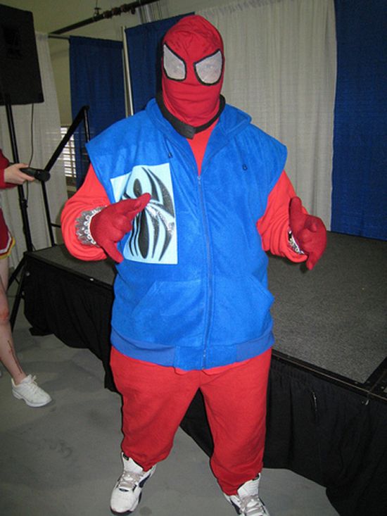 Fat Batmans and Spidermans (50 pics)