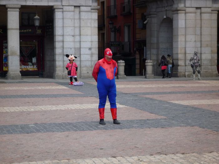 Fat Batmans and Spidermans (50 pics)