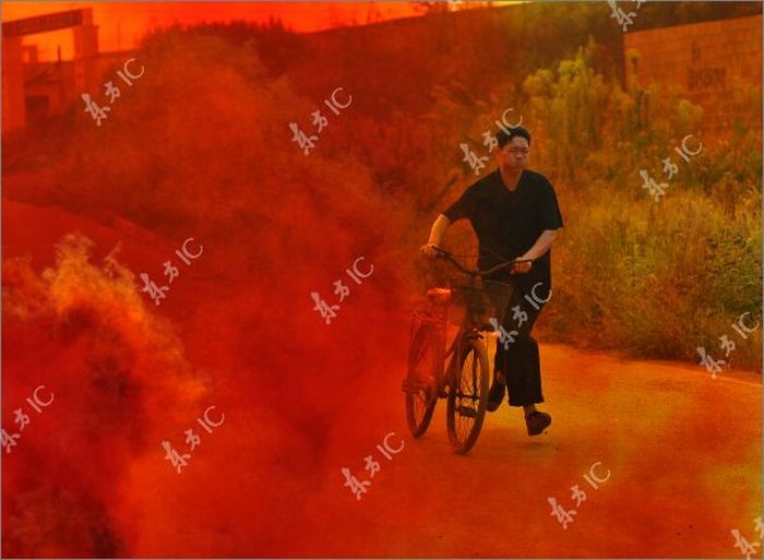 Acid Leak in China (13 pics)