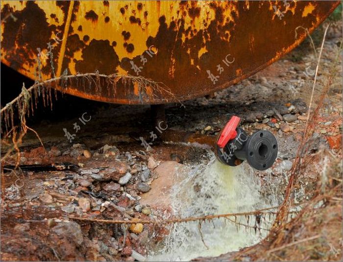 Acid Leak in China (13 pics)