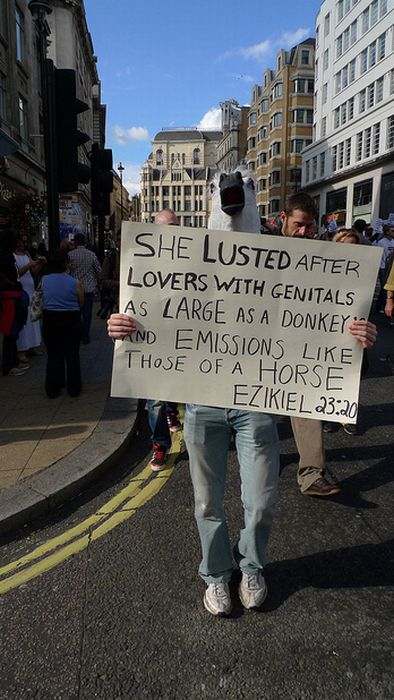 Pope Protest Signs (30 pics)